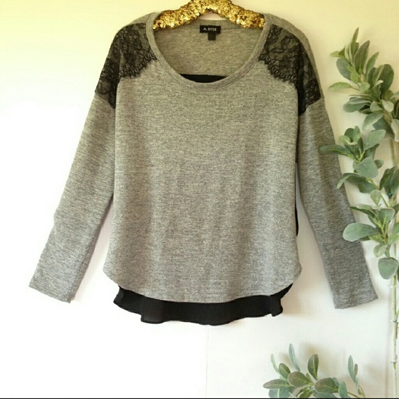 A. Byer Women's Lace Marled Knit Top size XL - Picture 2 of 7